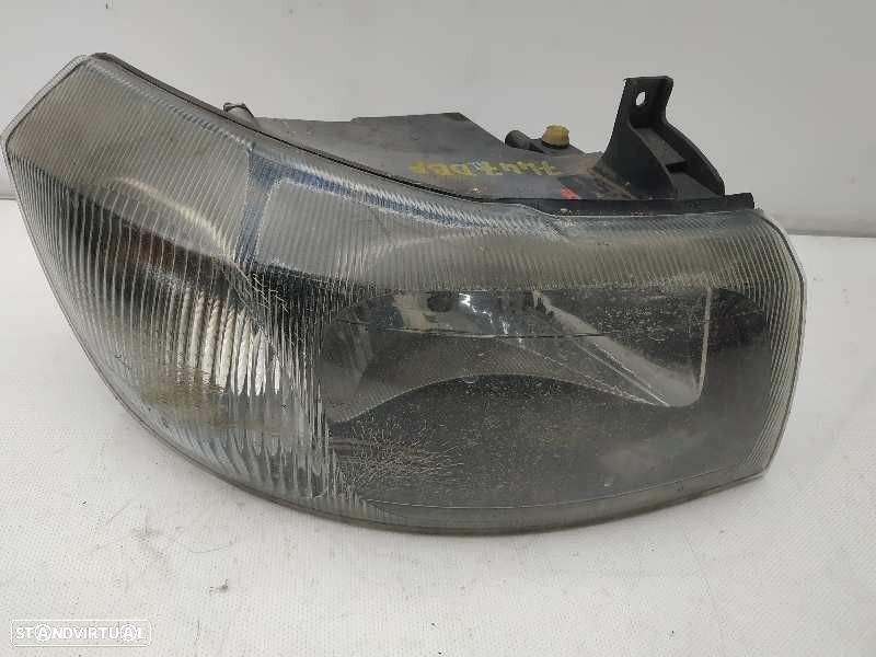 FAROL DIREITO FORD TRANSIT FURGÃO 2004 - 3