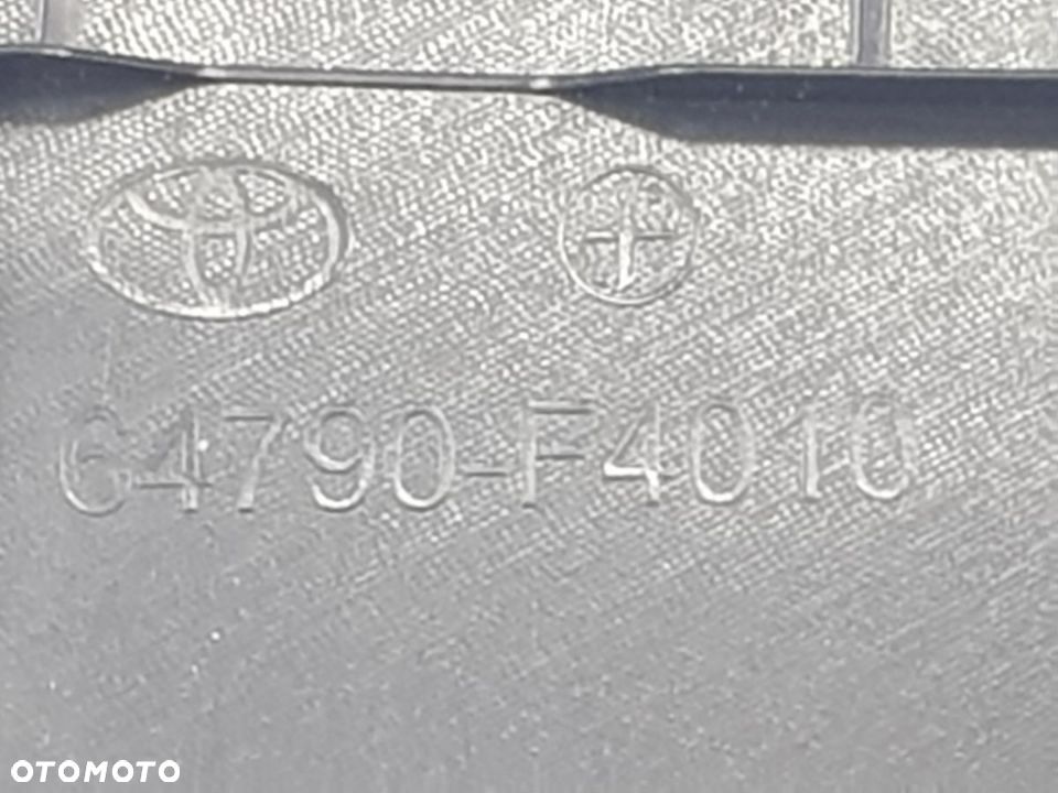 Osłona Klapy Bagażnika TOYOTA C HR 2.0H od 2019 roku - 4