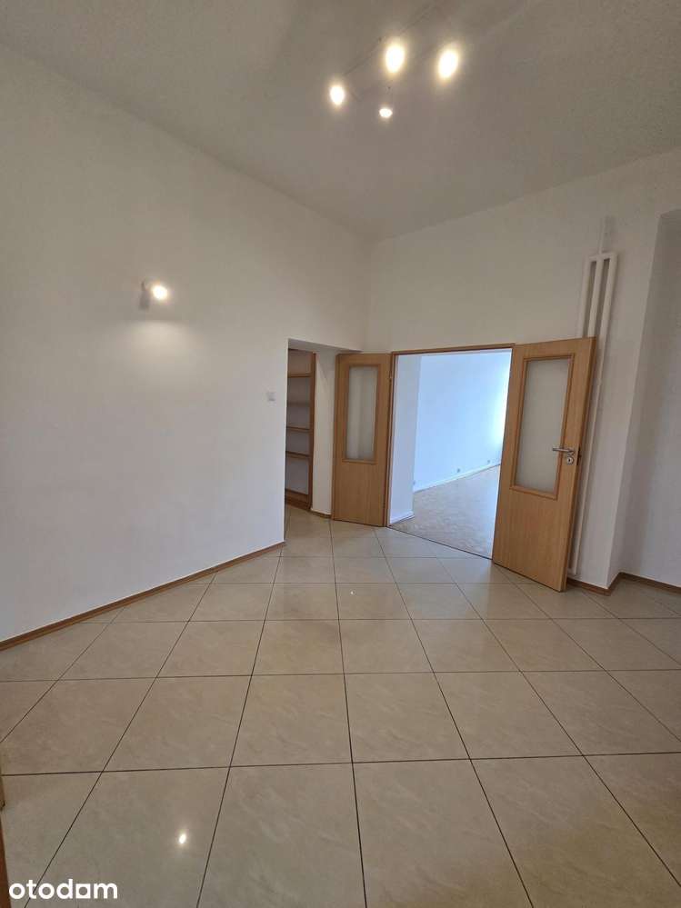 Lokal 77,85 m², wynajem na biuro, Al. Jerozolimskie, Pl Starynkiewicza