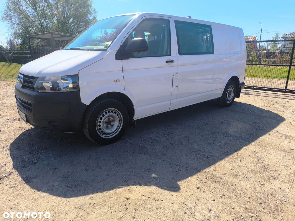 Volkswagen Transporter - 1
