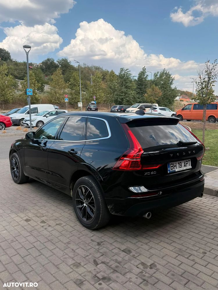 Volvo XC 60 T8 Twin Engine AWD Momentum - 3