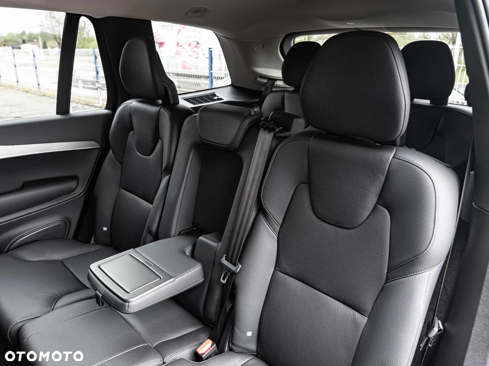 Volvo XC 90 - 28