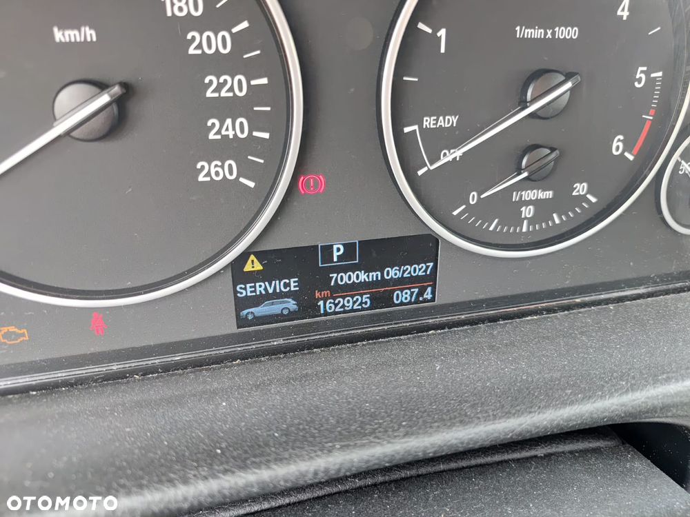 BMW Seria 3 318d - 23