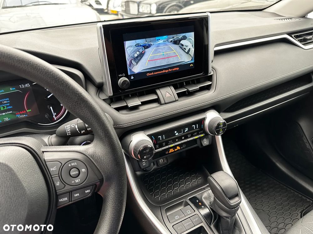 Toyota RAV4 - 9