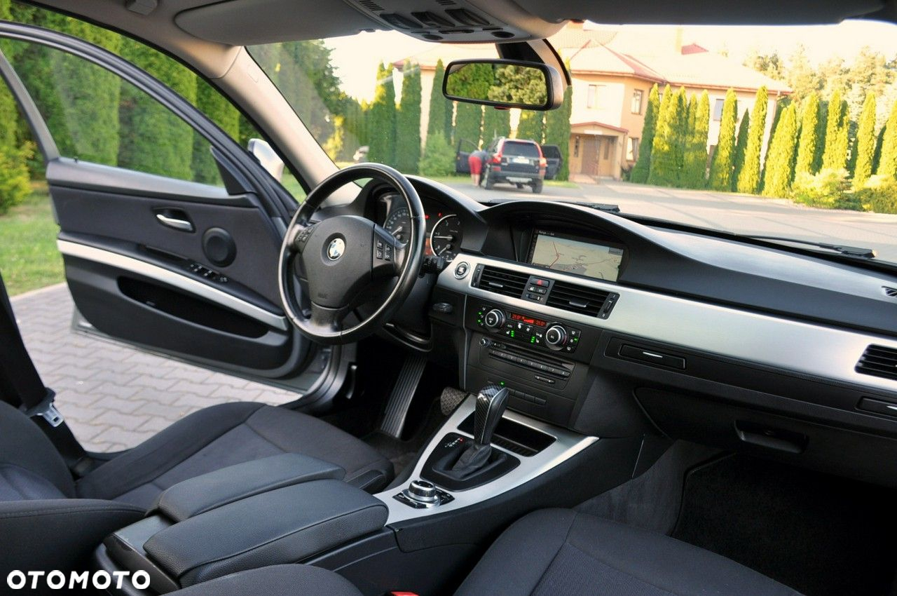 BMW Seria 3 - 27