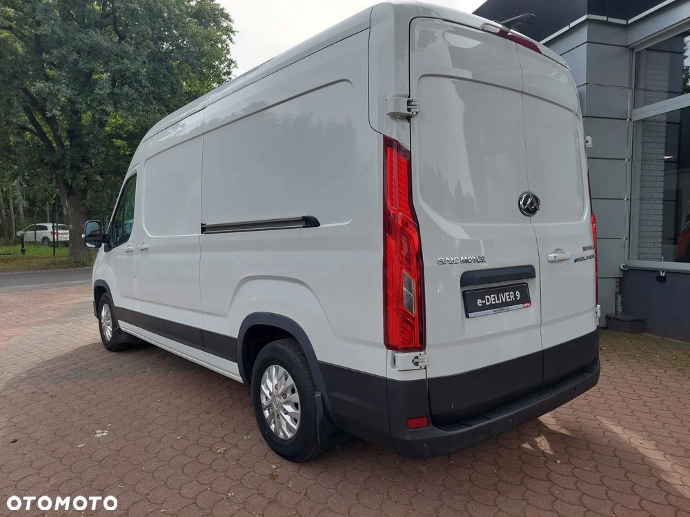 Maxus E-DELIVER 9 - 5