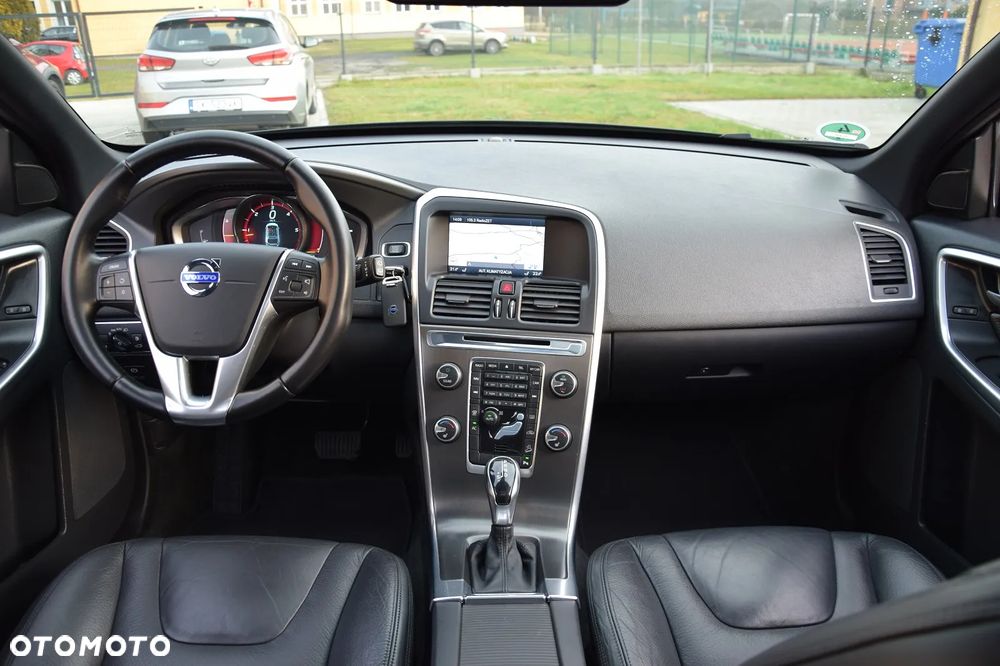 Volvo XC 60 D5 AWD Summum - 15