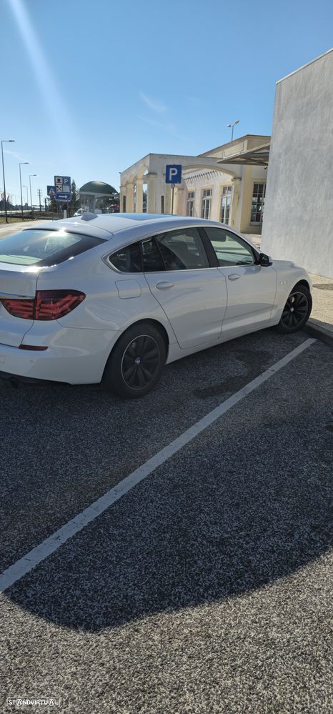 BMW 535 Gran Turismo i xDrive Aut. Modern Line - 2