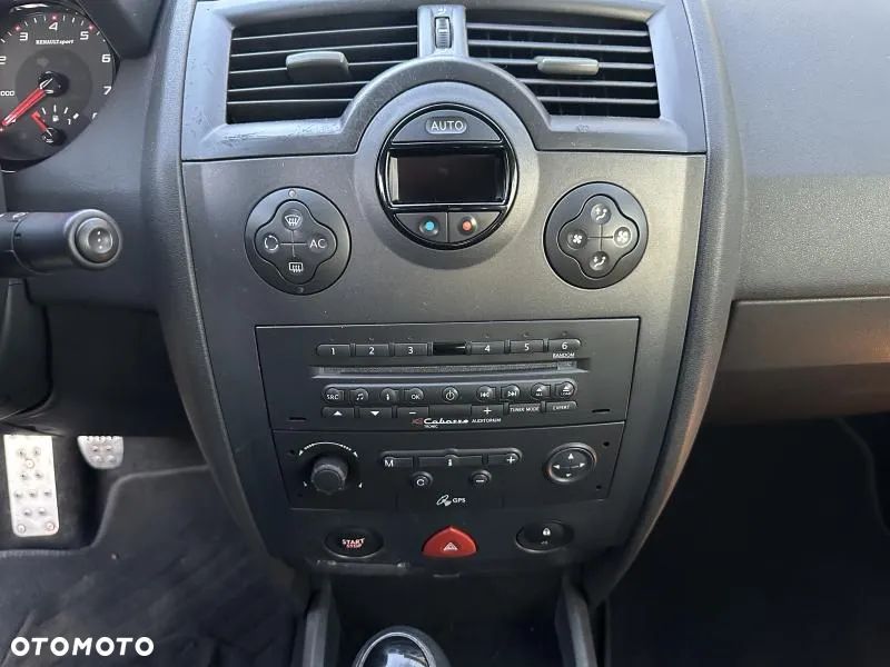Renault Megane Sport - 10