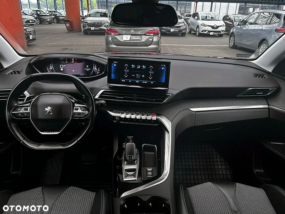 Peugeot 5008 - 17