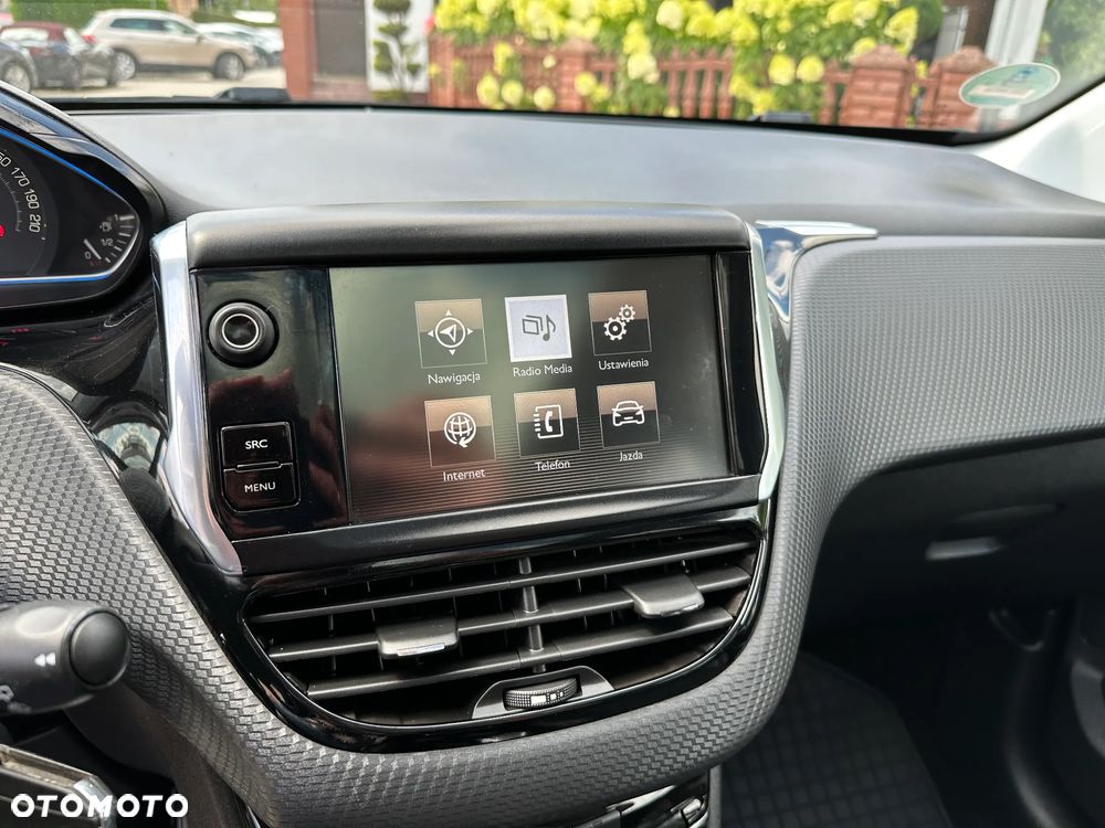 Peugeot 2008 - 13