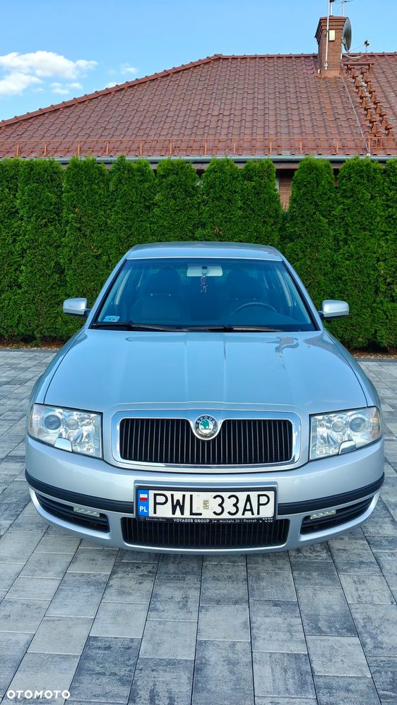 Skoda Superb 2.0 Comfort - 3