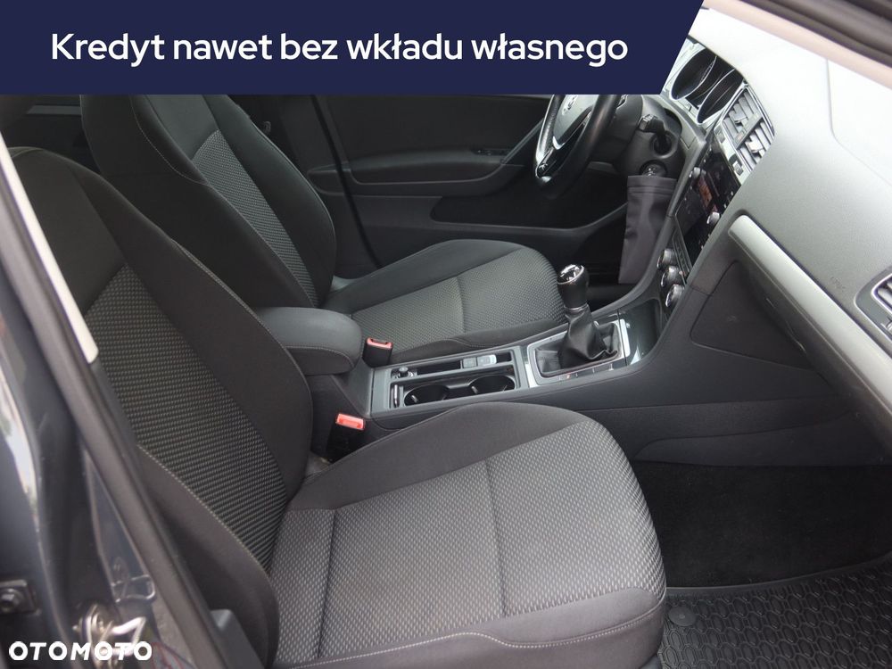 Volkswagen Golf Variant - 11