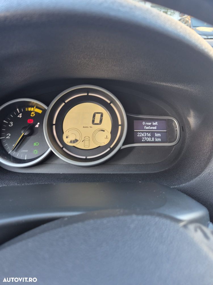 Renault Megane 1.5 dCI Privilege - 6