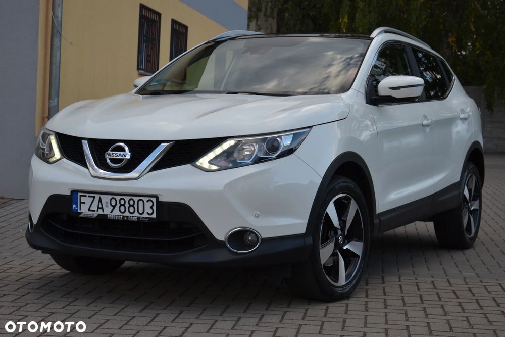 Nissan Qashqai 1.6 DIG-T 360 - 1