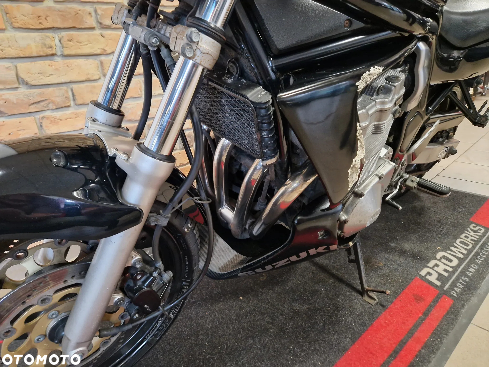 Suzuki Bandit - 17