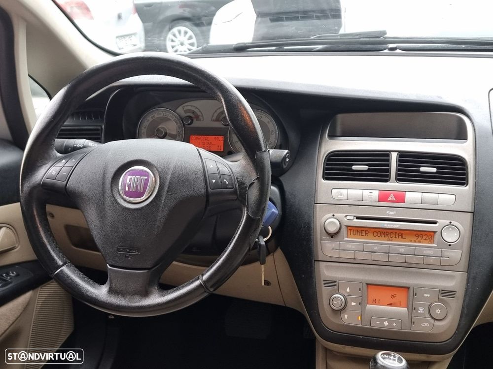 Fiat Linea 1.3 M-Jet Emotion Dualogic - 8