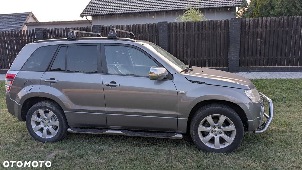 Suzuki Grand Vitara 2.0 De Luxe - 3