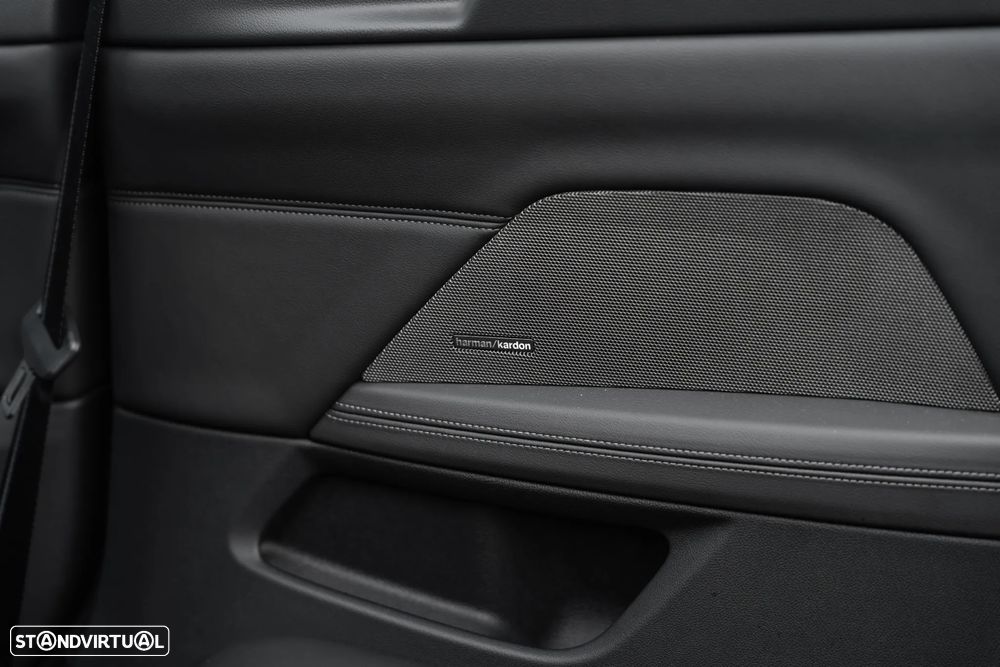 BMW M4 Competition M xDrive - 23