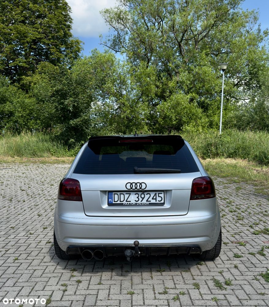 Audi A3 3-drzwiowe 1.6 FSI Ambiente - 4