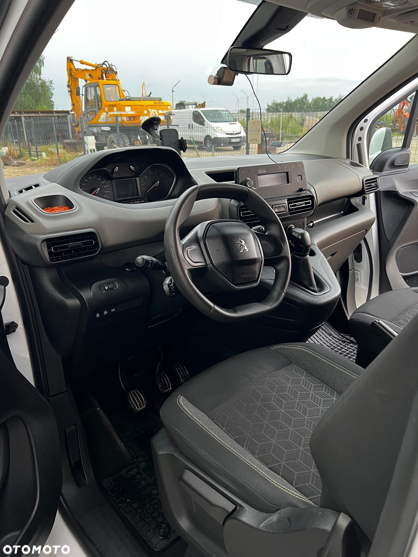 Peugeot Rifter 1.5 BlueHDI Active - 13