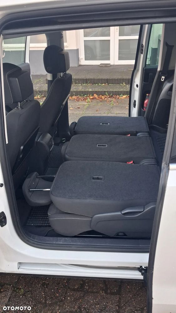 Volkswagen Sharan 2.0 TDI DSG BlueMotion Technology Cup - 17