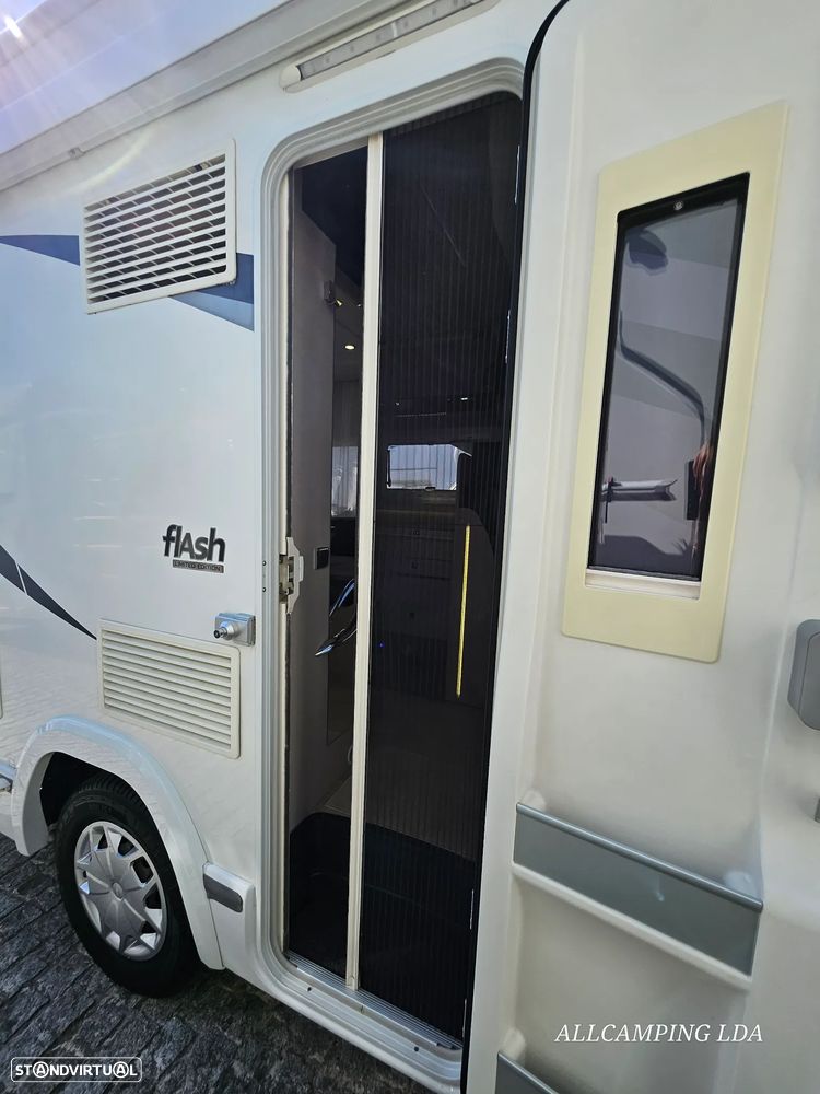 Chausson Flash Salão "Maxi Lounge+Cama de Casal Elétrica - 46