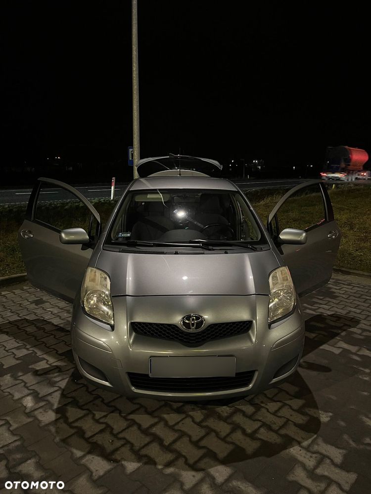 Toyota Yaris - 6