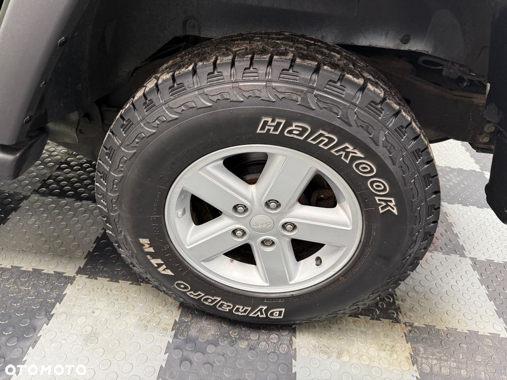 Jeep Wrangler - 19