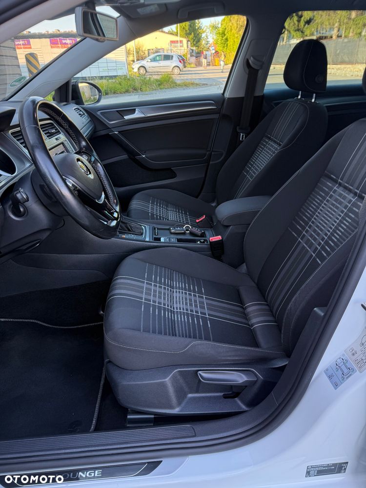 Volkswagen Golf 2.0 TDI BlueMotion Technology DSG Lounge - 10