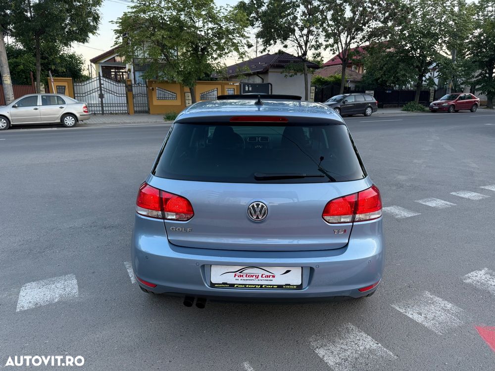 Volkswagen Golf - 5