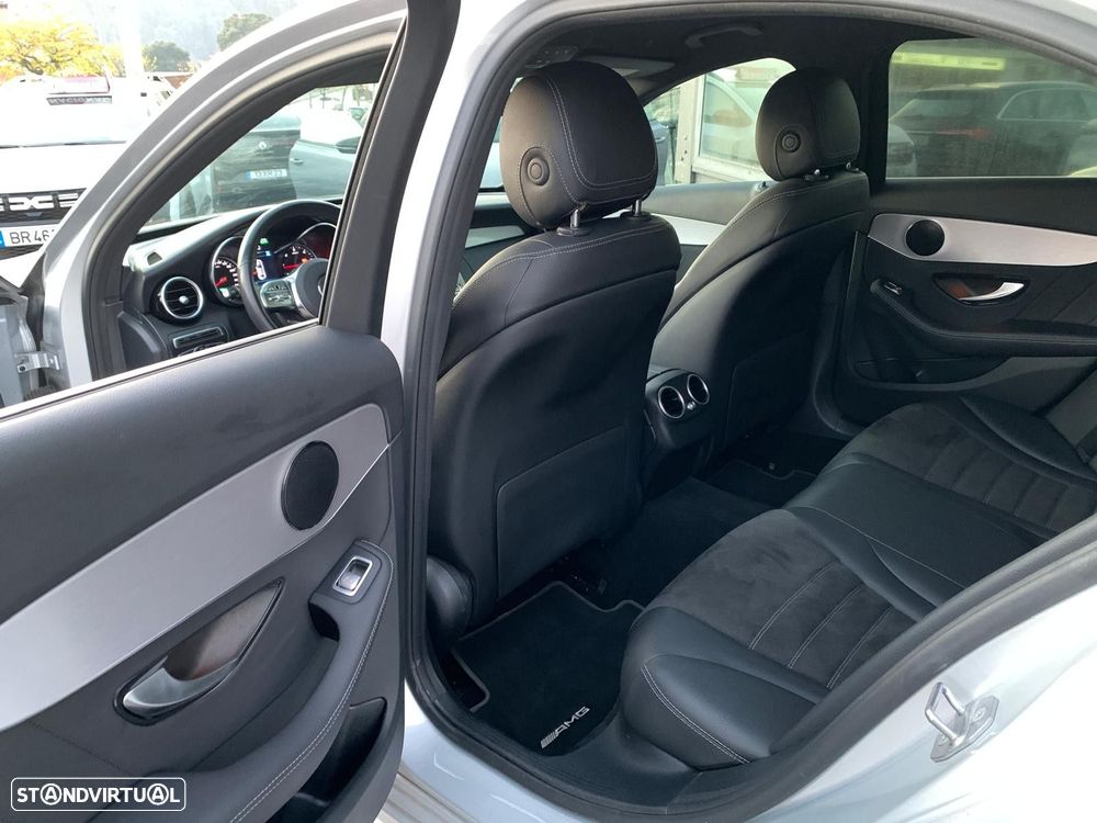 Mercedes-Benz C 300 de AMG Line - 15