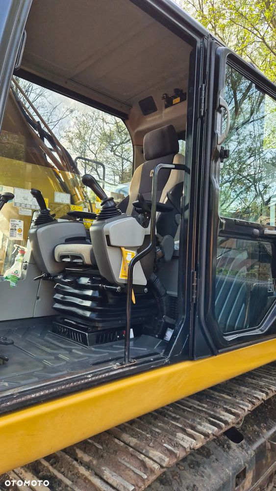 Caterpillar 330 FLN - 19