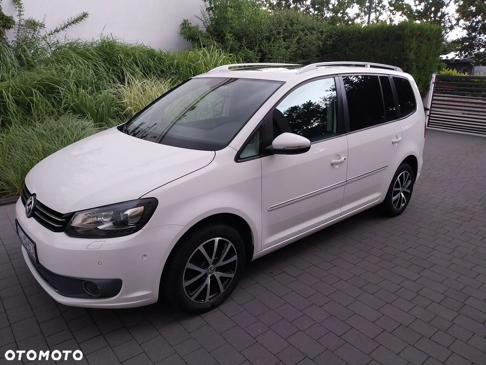 Volkswagen Touran 10-15 - 9