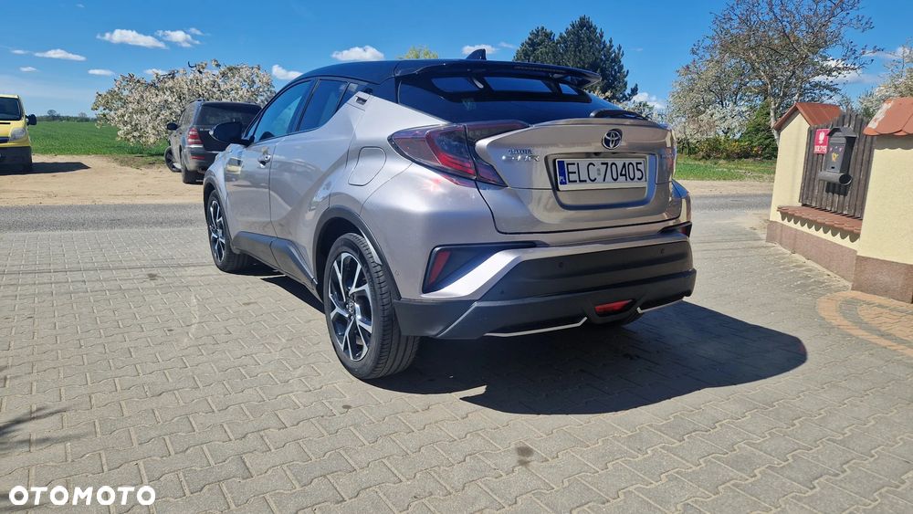 Toyota C-HR - 11