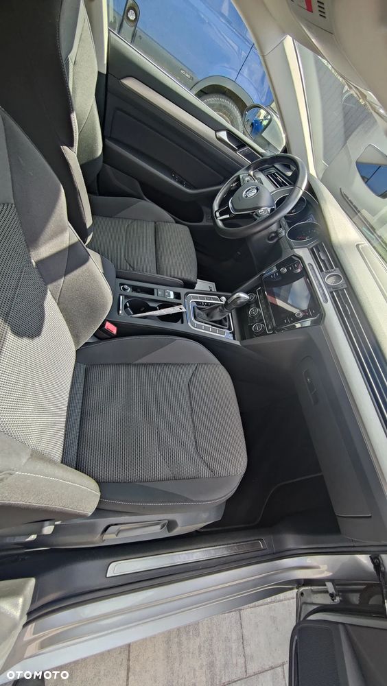 Volkswagen Arteon 2.0 TDI SCR DSG - 19