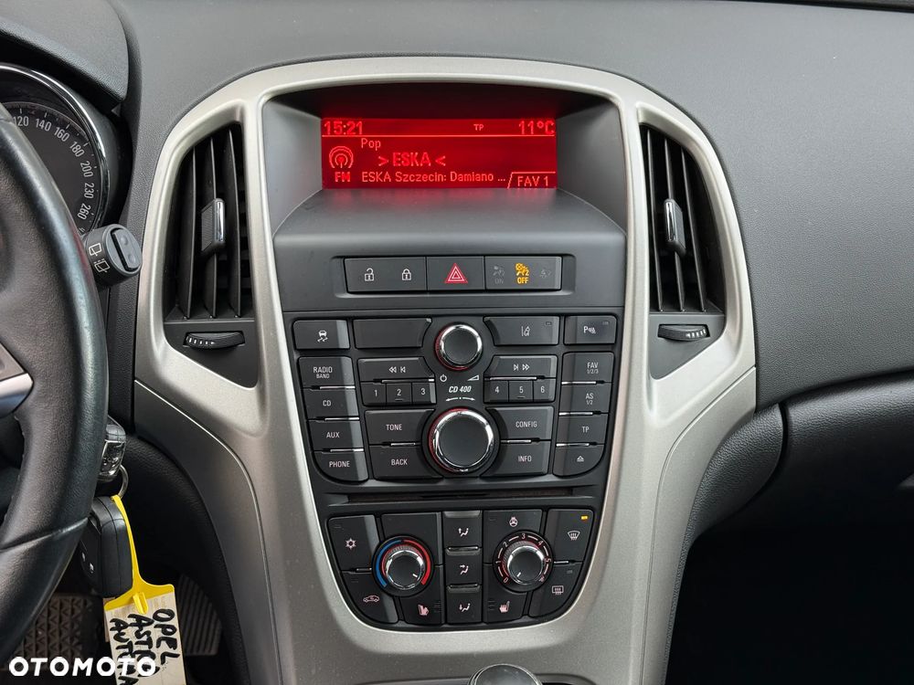 Opel Astra - 16