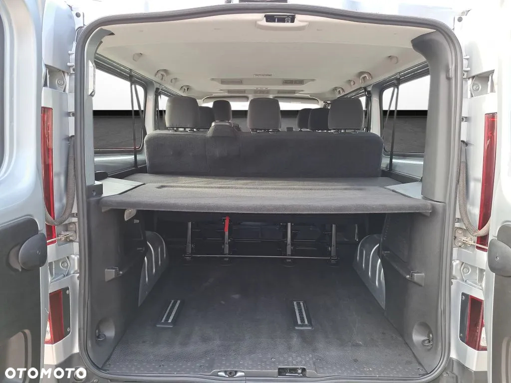 Renault TRAFIC 9-CIO MIEJSCOWY - 26