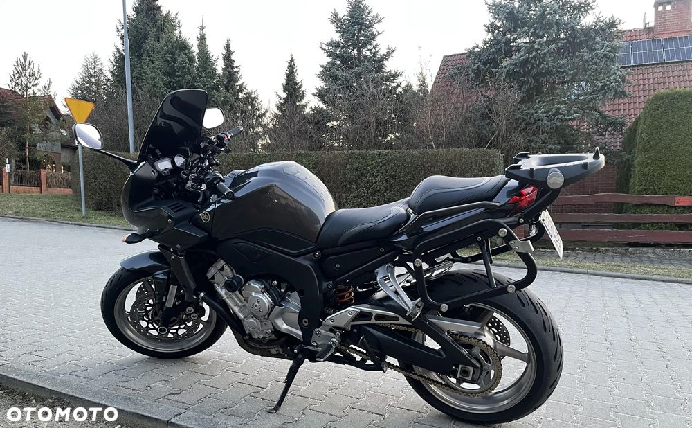 Yamaha FZ - 1