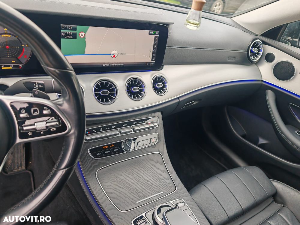 Mercedes-Benz E - 11