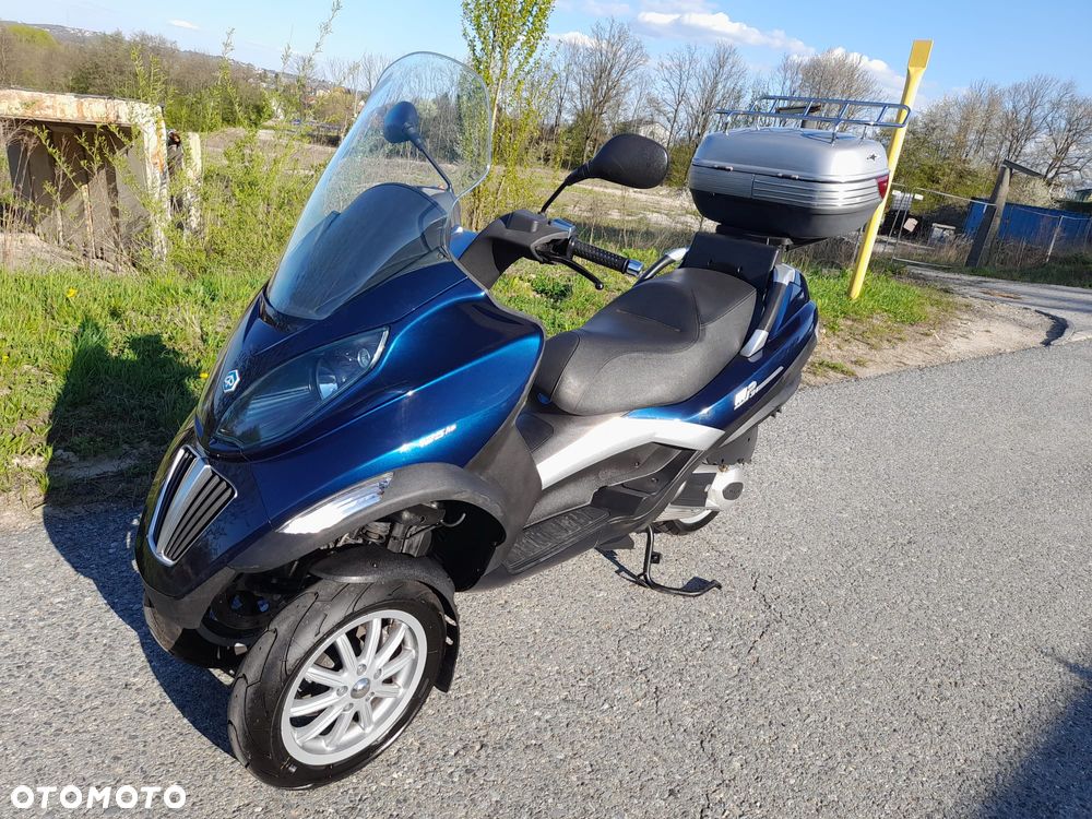Piaggio MP-3 - 3