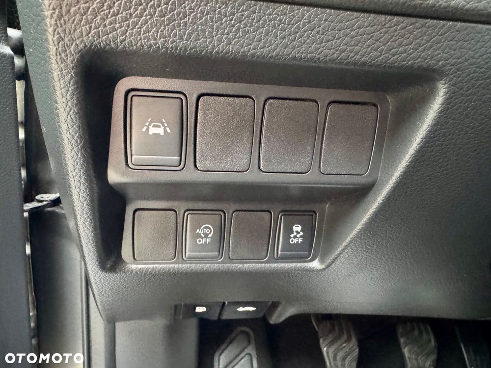 Nissan Qashqai 1.6 DIG-T TEKNA+ - 19