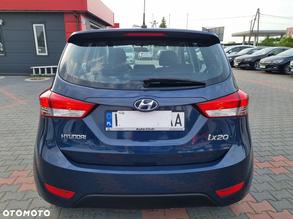 Hyundai ix20 1.4 BlueDrive Classic + - 7
