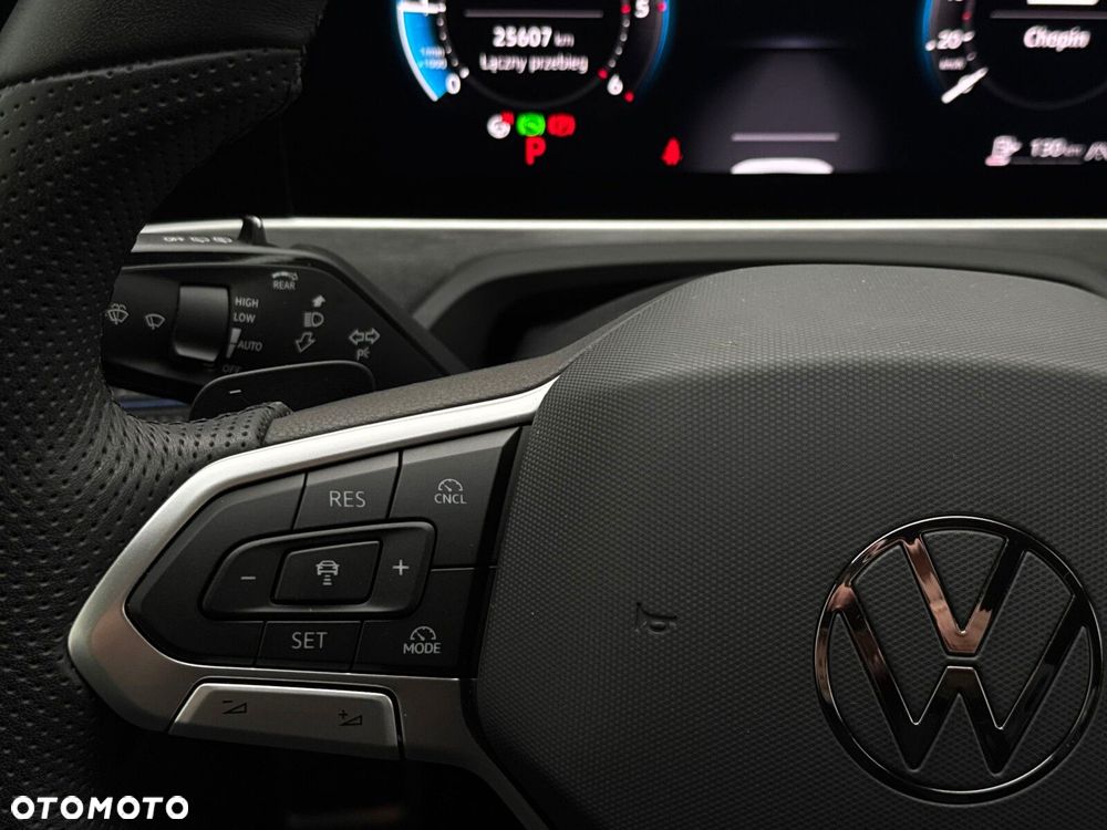Volkswagen Passat Variant 2.0 TDI SCR R-Line Plus DSG - 20