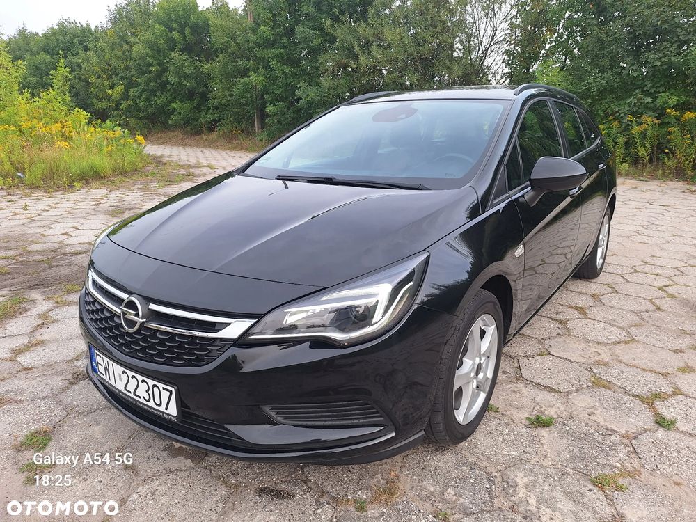 Opel Astra 1.6 D (CDTI) Start/Stop Business - 2