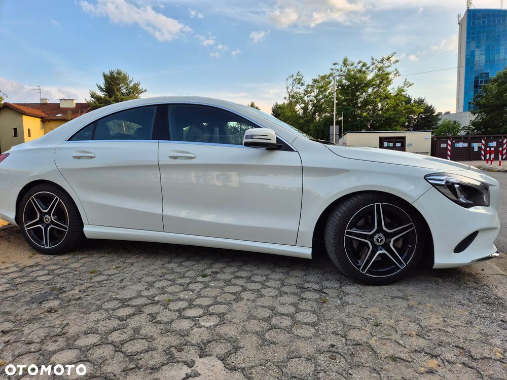 Mercedes-Benz CLA 250 4-Matic - 11