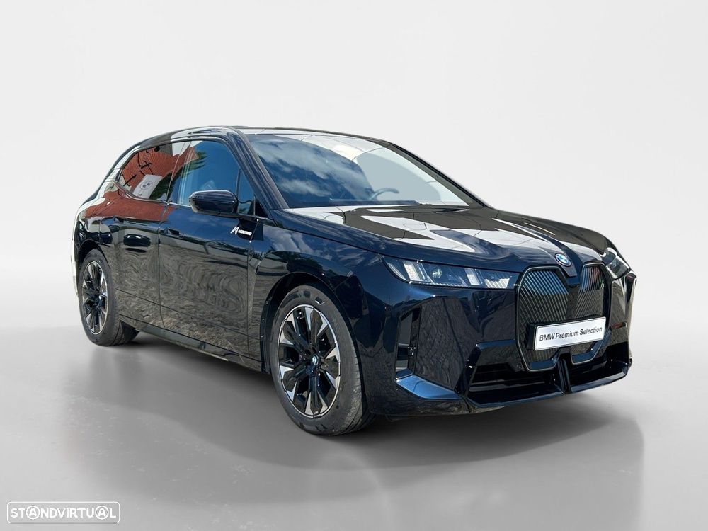 BMW iX xDrive 45 - 7