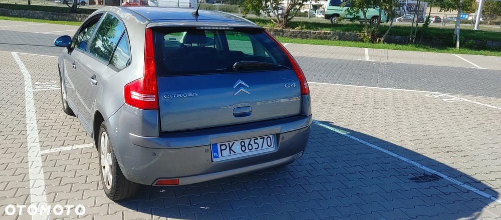 Citroën C4 1.6 HDi FAP EGS6 Confort - 3