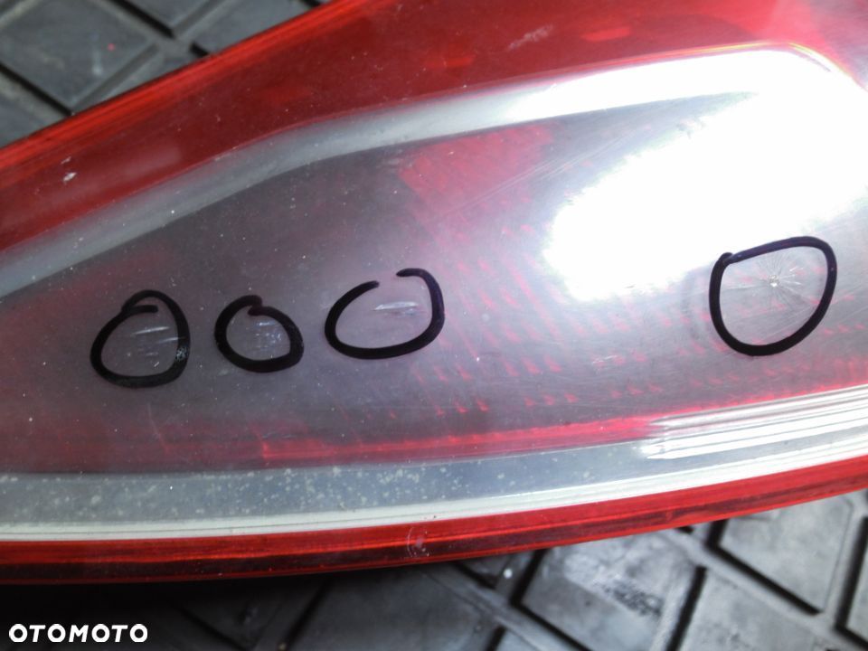 RENAULT MEGANE II LIFT KOMBI LAMPA TYŁ PRAWA - 2
