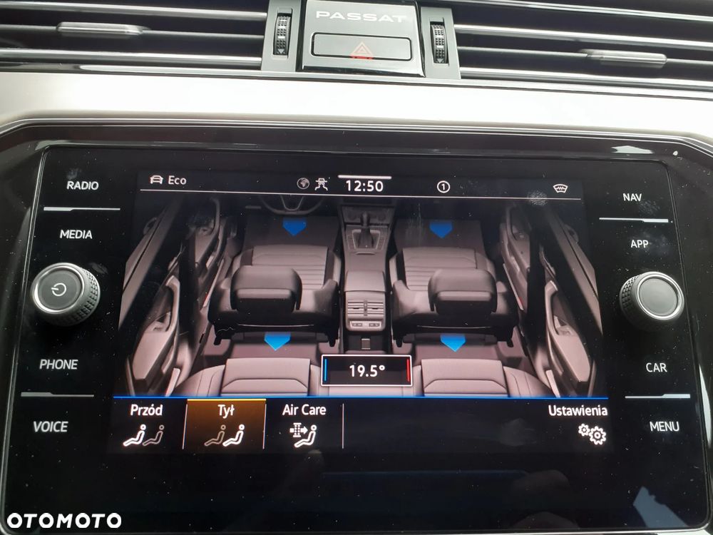 Volkswagen Passat 2.0 TSI Elegance DSG - 21